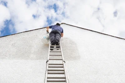 Peinture extérieure à Ménerval — façades et ravalement