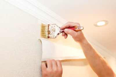 Pose de papier peint à Ménerval — revêtements muraux et toiles de verre